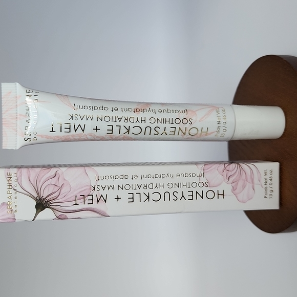 Seraphine Botanicals Honeysuckle + Melt Soothing Hydration Mask - Picture 3 of 9